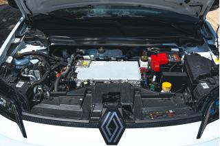 Renault 5 40kWh 120Ps 